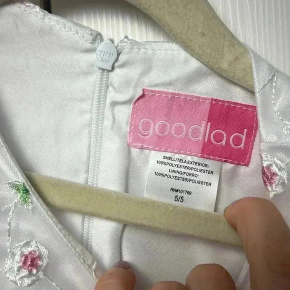 Girls floral dress with flutter sleeves size 5 NWT - Picture 5 of 9